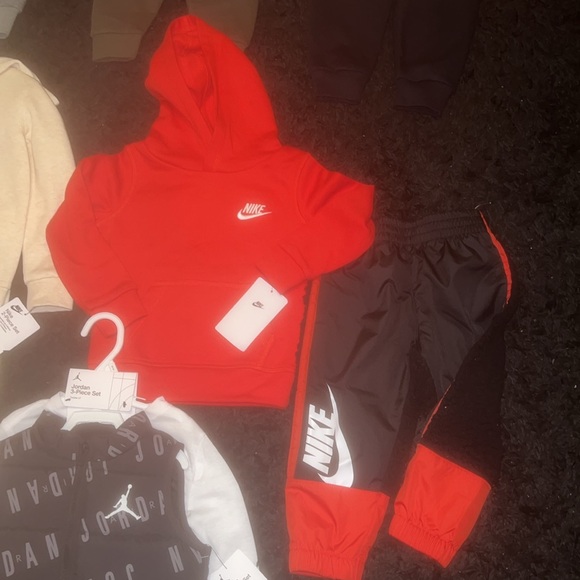 NWT Nike 2t - Picture 6 of 7